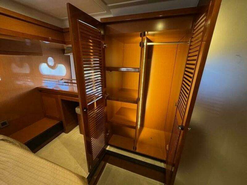 2017 Beneteau Swift Trawler 50 -MSR Locker-