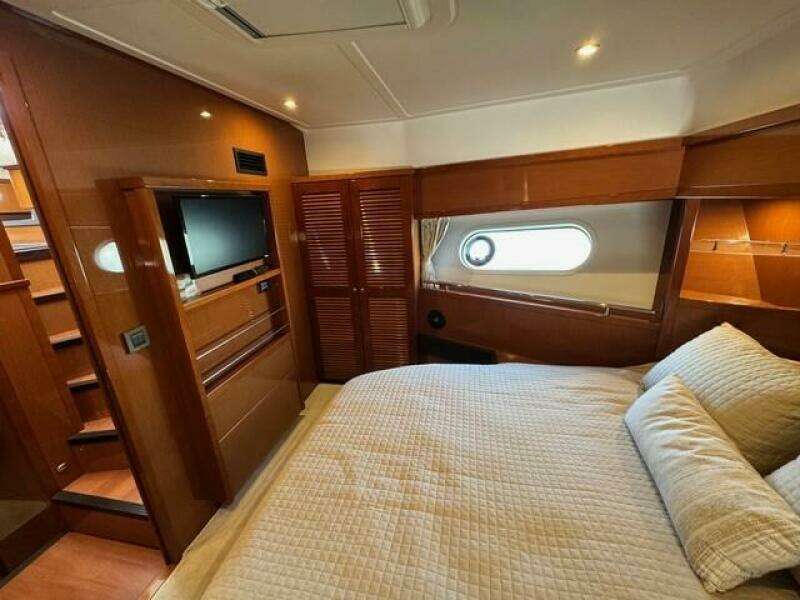 2017 Beneteau Swift Trawler 50 -VIP Stateroom