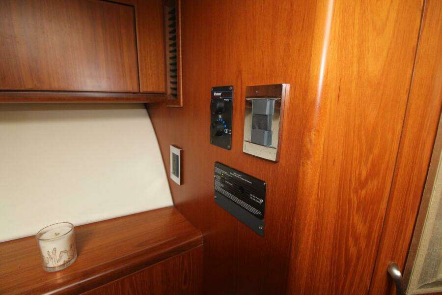 2013 Cabo 40 Hardtop Express