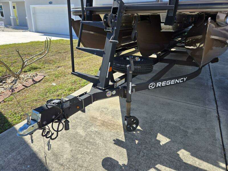 2017 Regency Tandem Axle Trailer