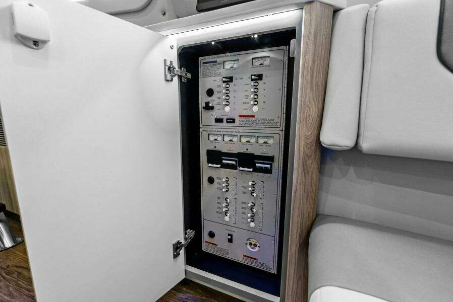 2022 Formula 430 Super Sport Crossover