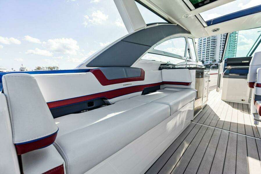 2022 Formula 430 Super Sport Crossover