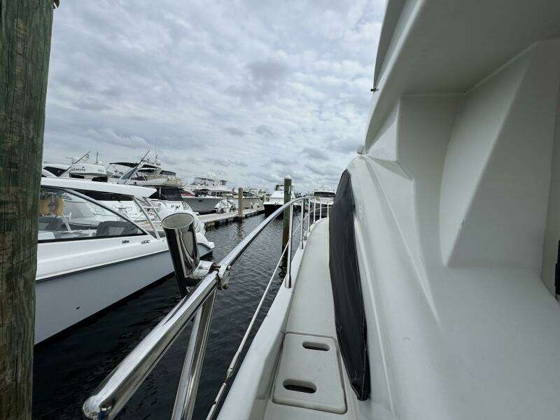 2007 Azimut 43s