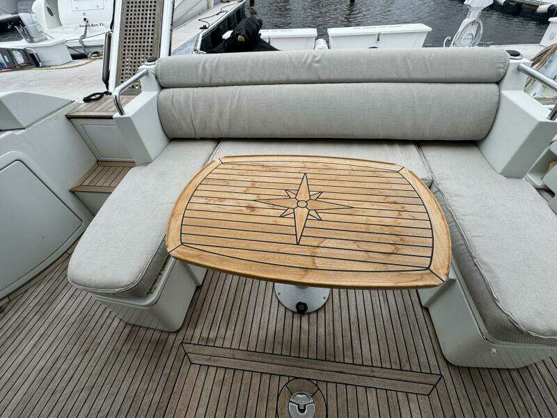 2007 Azimut 43s