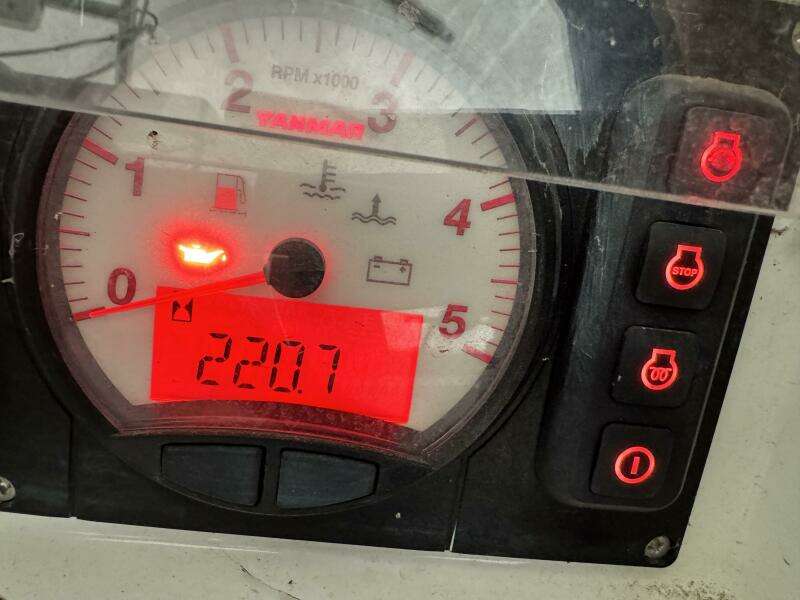 2014 Beneteau Oceanis 48