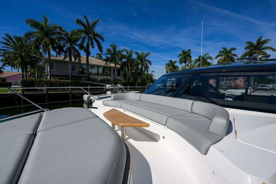 Princess V55 Ladybird - Bow