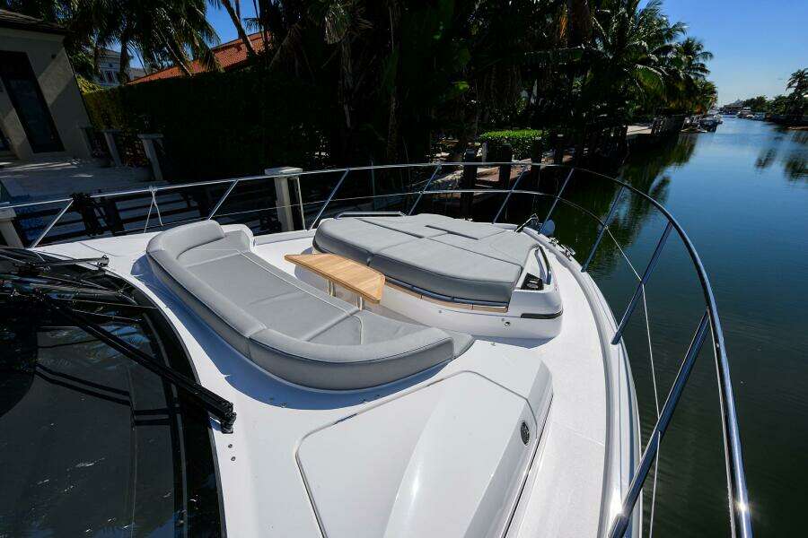 Princess V55 Ladybird - Bow