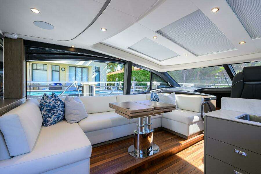 Princess V55 Ladybird - Salon