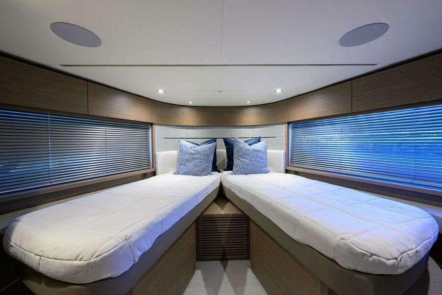 Princess V55 Ladybird - Guest Stateroom