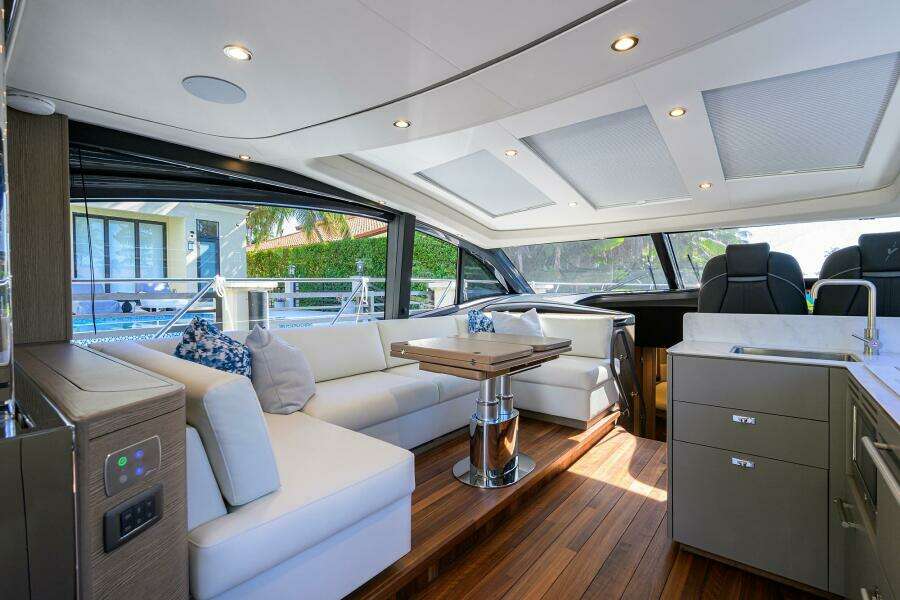 Princess V55 Ladybird - Salon