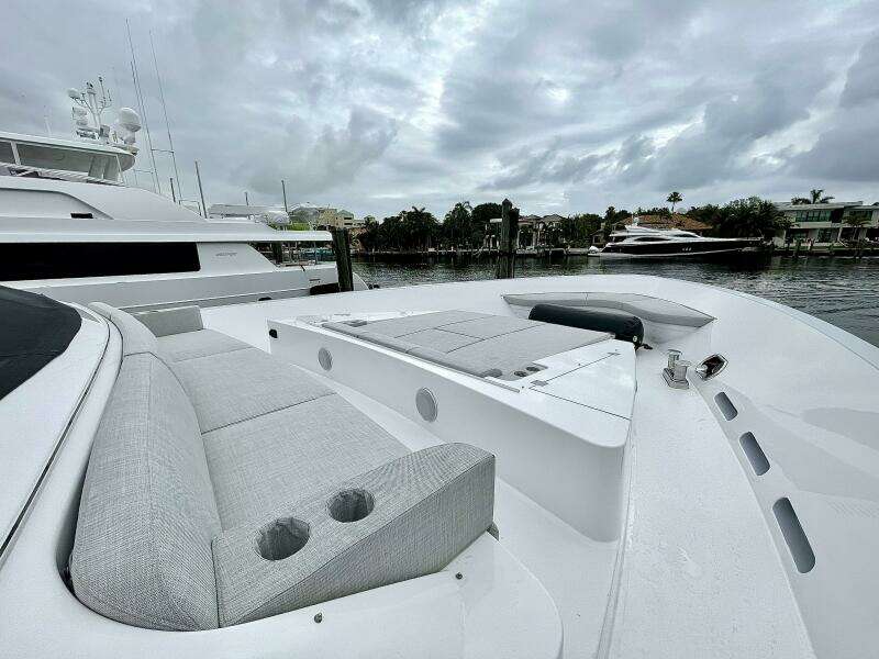 2021 Hargrave Skylounge Flush Deck