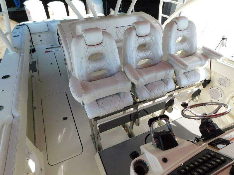 2013 Hydra-Sports 4200 Siesta