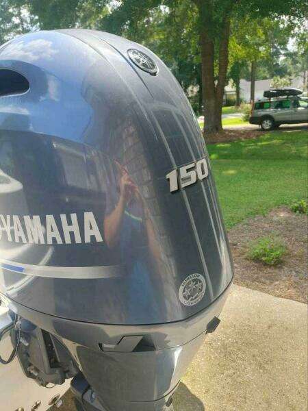 2022 NauticStar 2102 Legacy