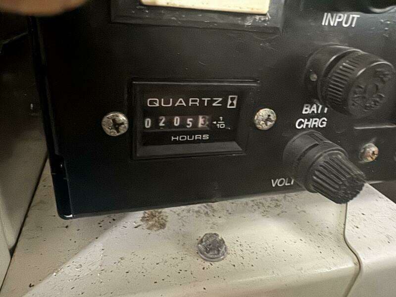 2005 Regal 3560 Commodore