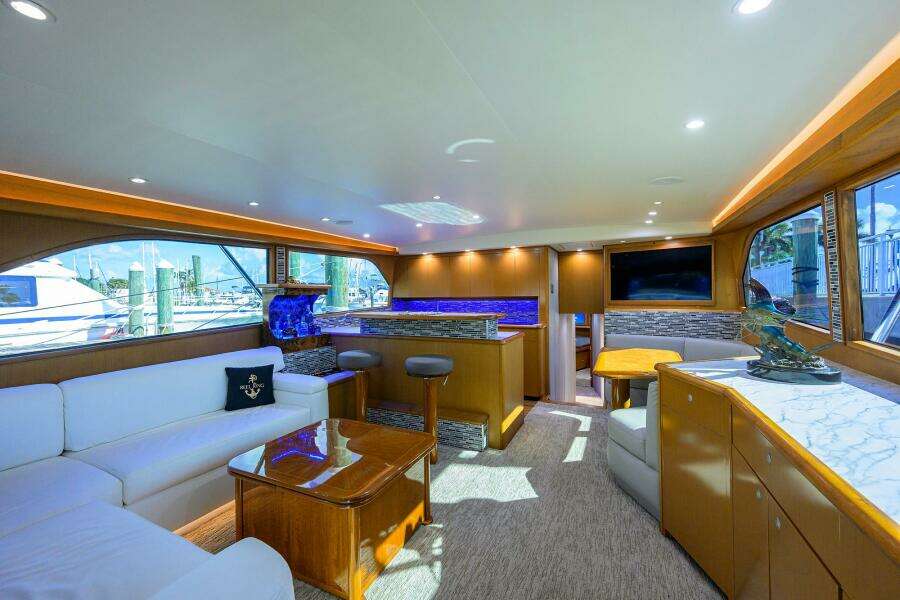 Viking 61 Reel King - Salon 