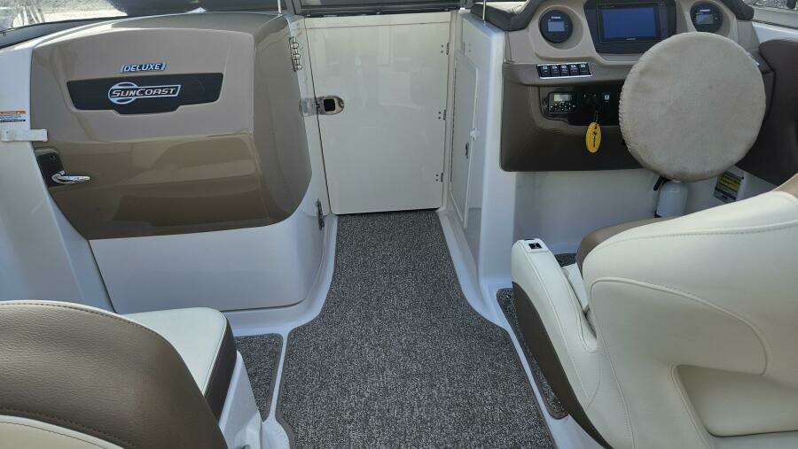 2015 Chaparral 250 Suncoast