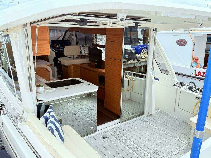 2021 Greenline 39 Hybrid - Great Loop