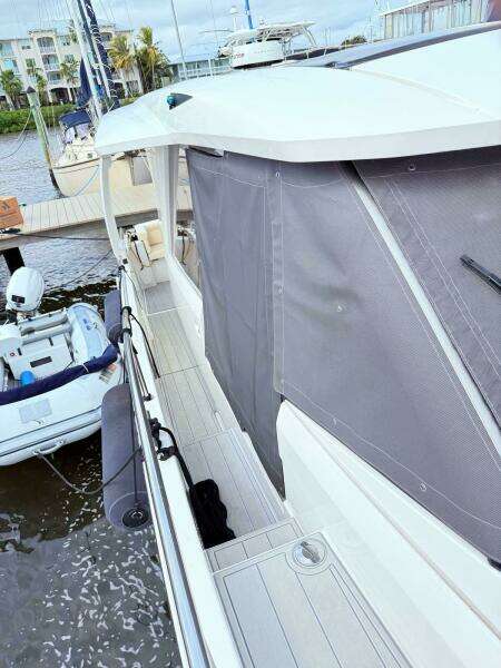 2021 Greenline 39 Hybrid - Great Loop