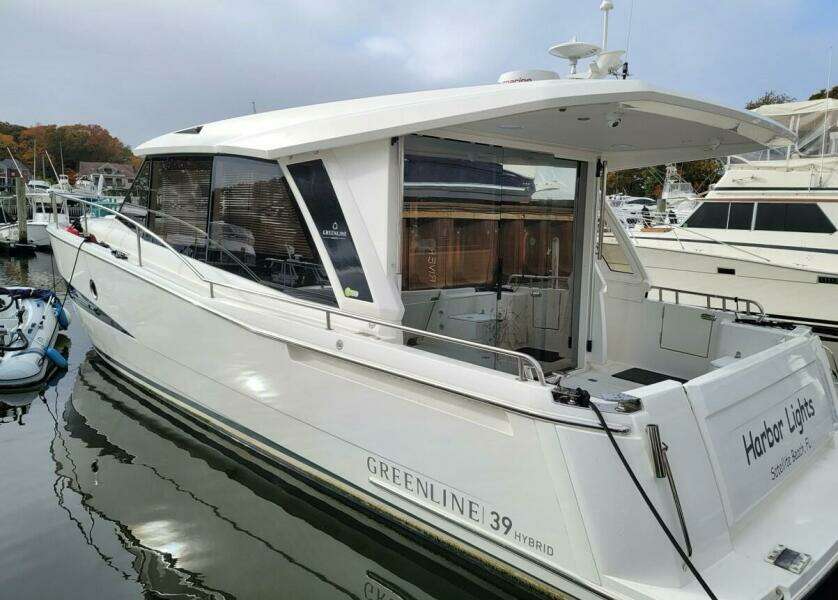 2021 Greenline 39 Hybrid - Great Loop