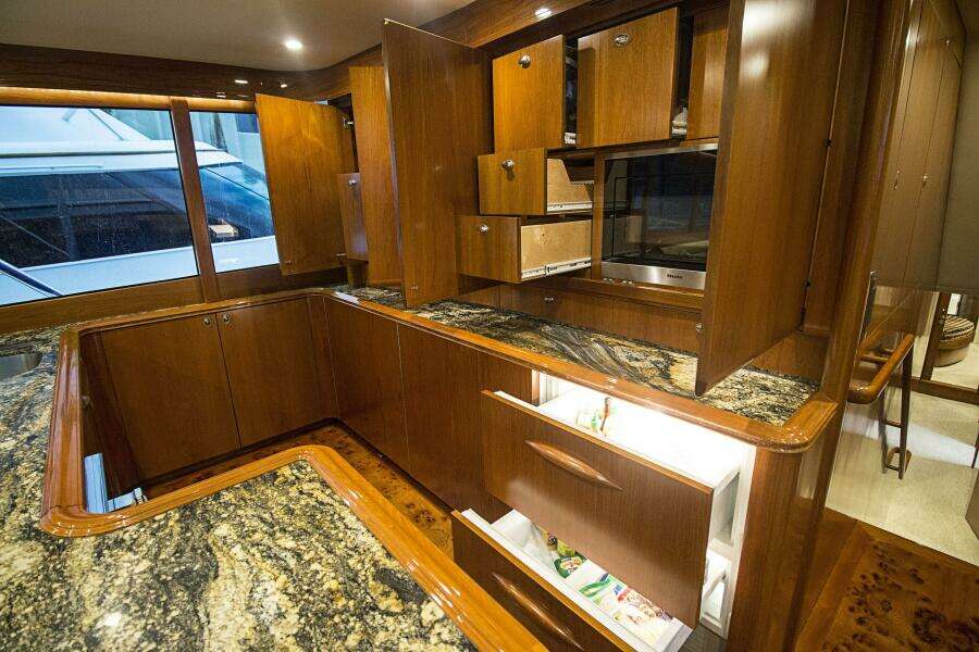 2000 Merritt 80 Sportfish