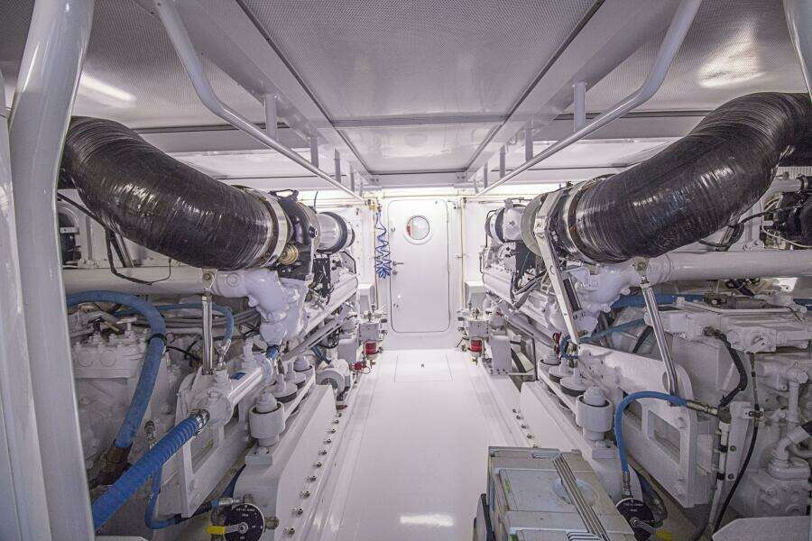 2000 Merritt 80 Sportfish