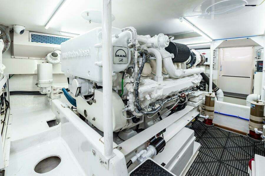 2001 Viking 50 Convertible