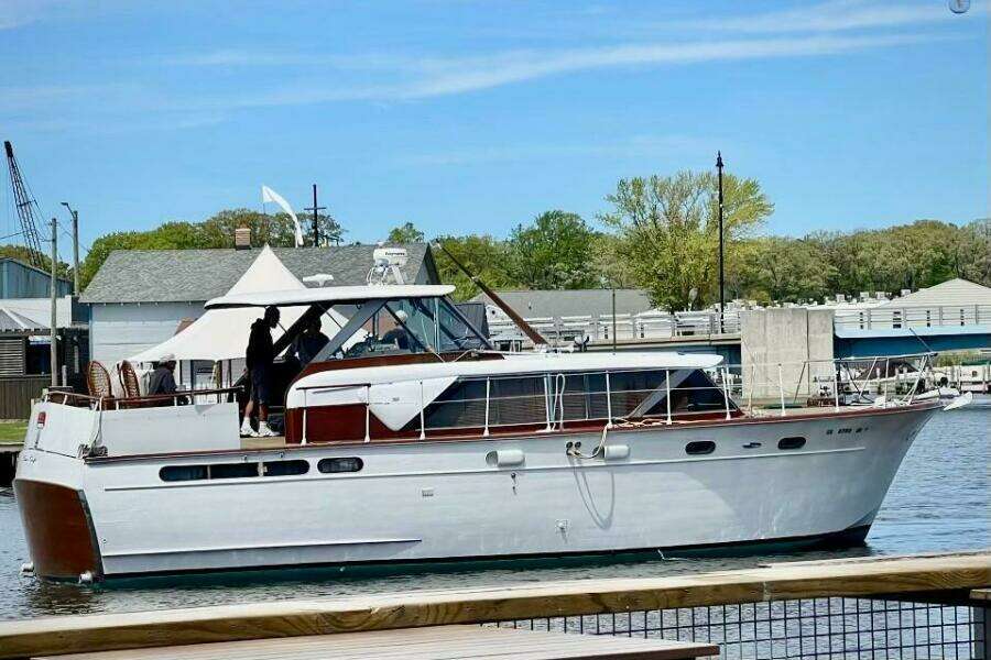 1960 Chris-Craft 45 Constellation
