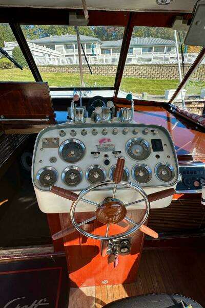 1960 Chris-Craft 45 Constellation