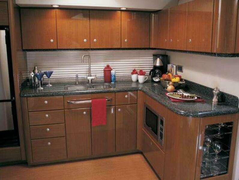 2008 Formula 45 Yacht