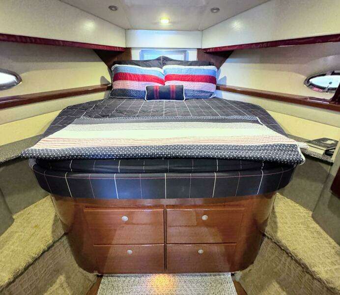 2008 Formula 45 Yacht