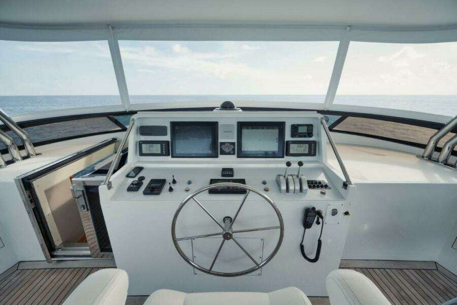 2001 Westport 112 Westport