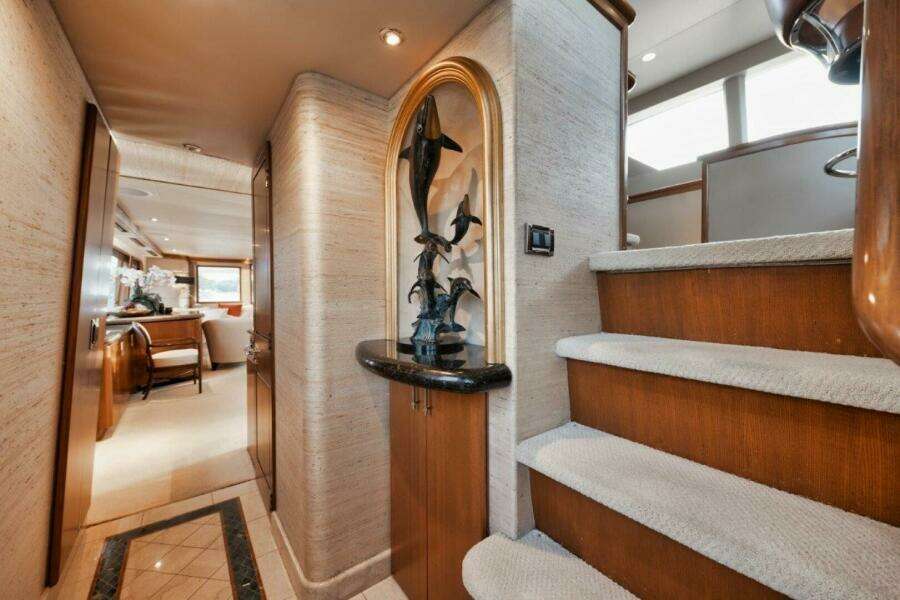 2001 Westport 112 Westport