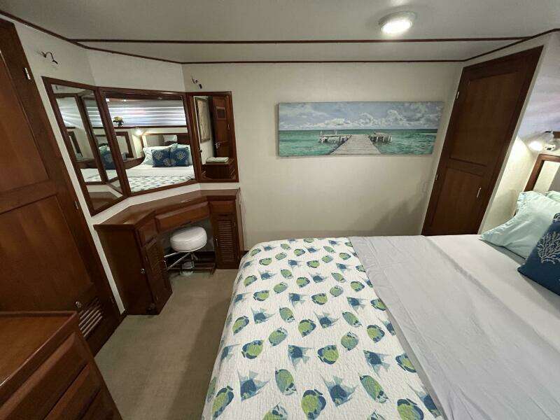 57' DeFever mid guest stateroom aft