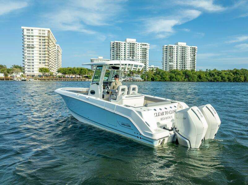 2023 Boston Whaler 280 Outrage