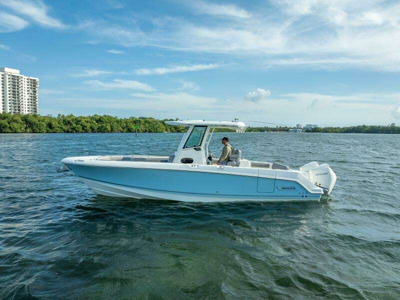 2023 Boston Whaler 280 Outrage