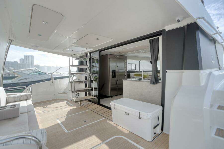 2022 Fountaine Pajot MY6