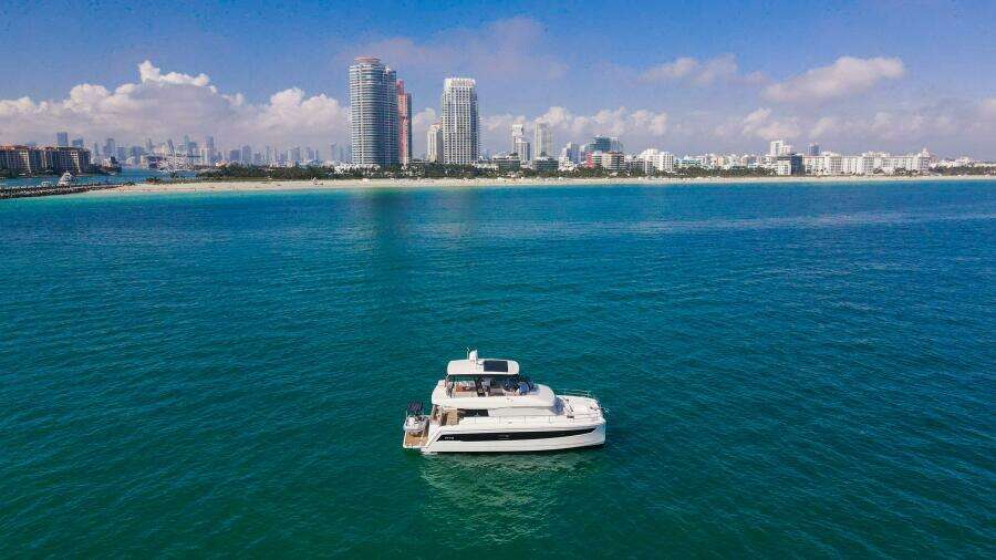 2022 Fountaine Pajot MY6