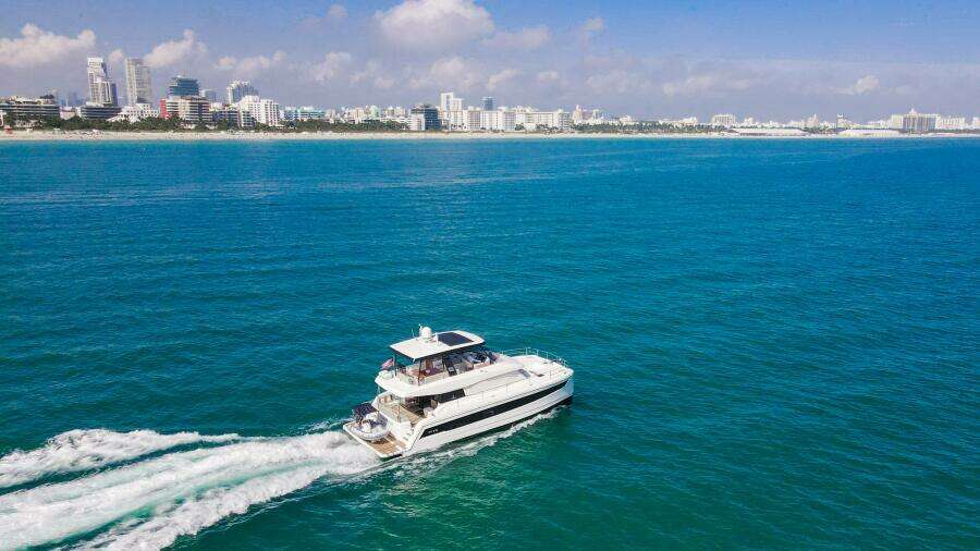 2022 Fountaine Pajot MY6