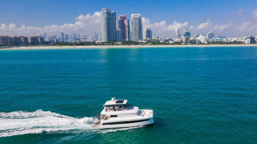 2022 Fountaine Pajot MY6