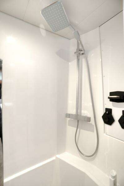 2022 Fountaine Pajot MY6