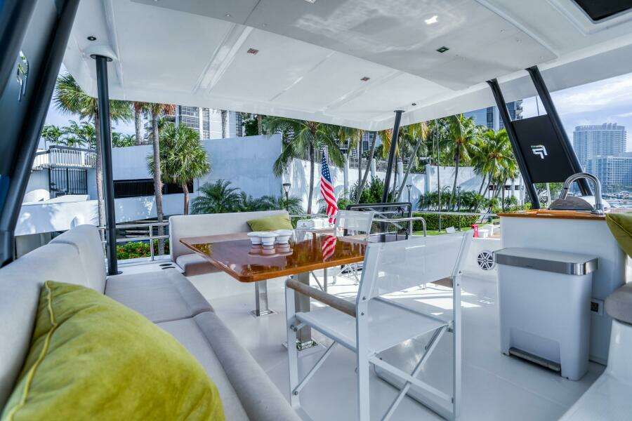2022 Fountaine Pajot MY6