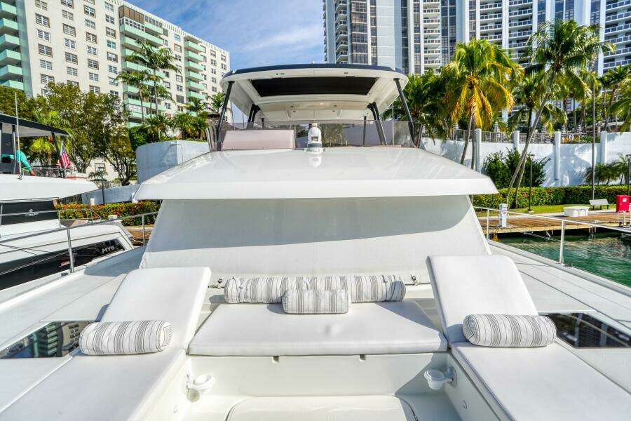 2022 Fountaine Pajot MY6