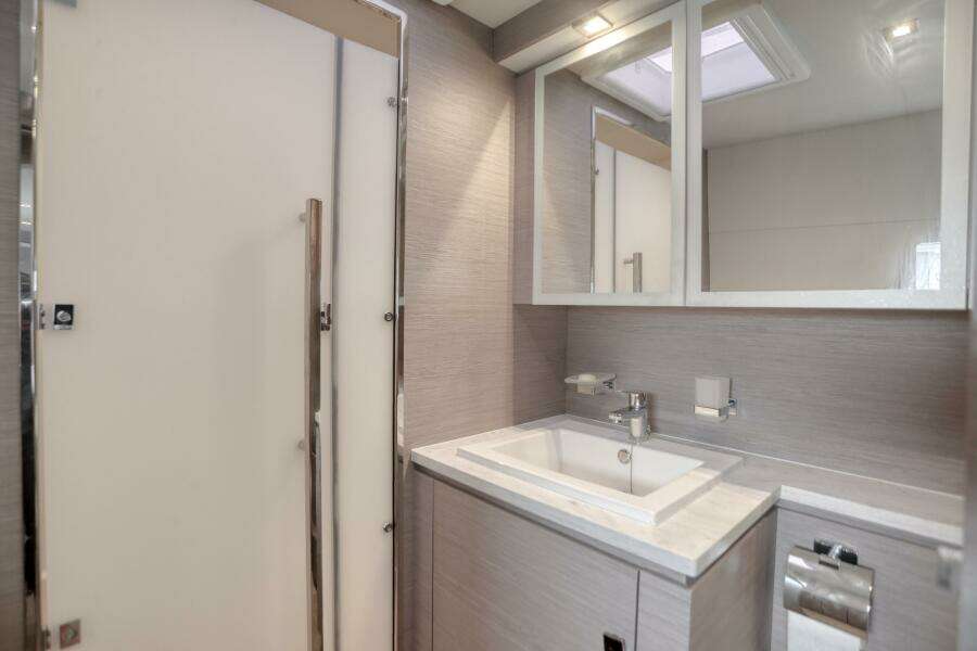 2022 Fountaine Pajot MY6