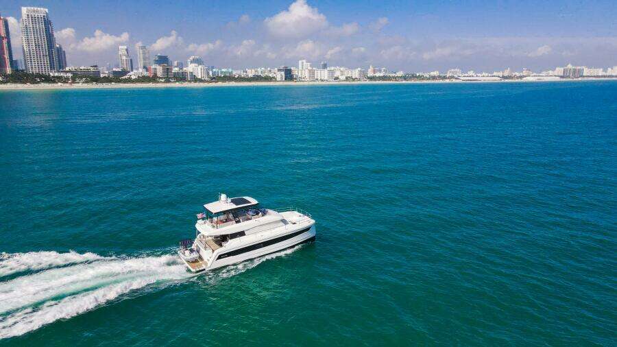 2022 Fountaine Pajot MY6