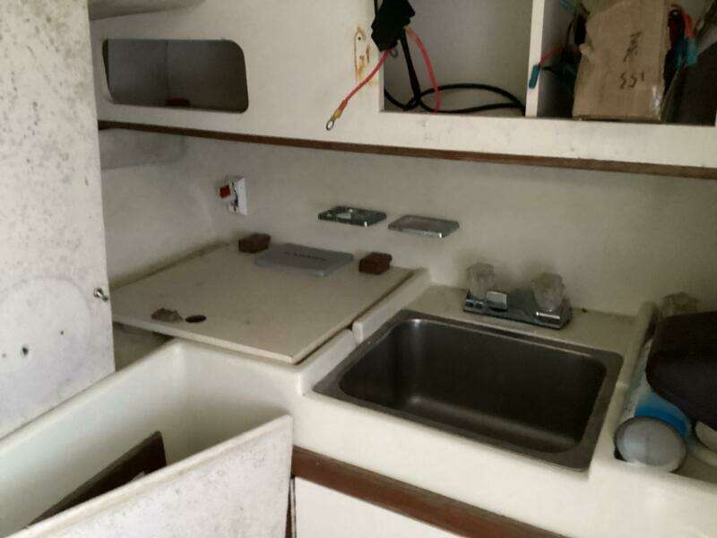 1995 Albin 28 Tournament Express