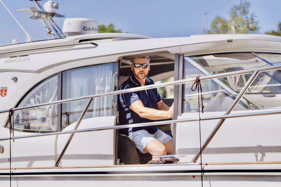 2025 Marex 330 Scandinavia