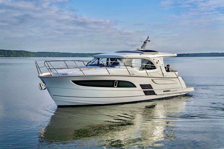 2025 Marex 330 Scandinavia