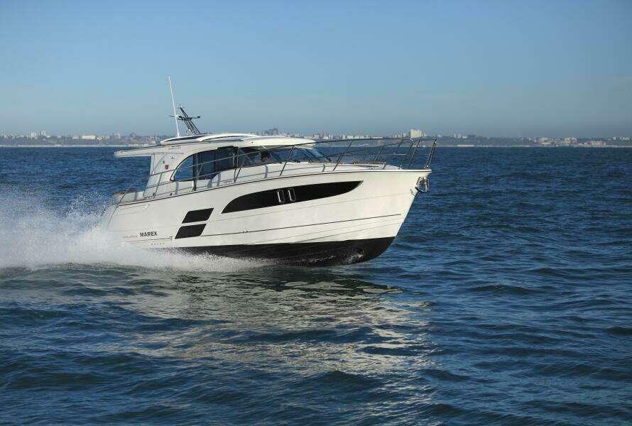 2025 Marex 330 Scandinavia