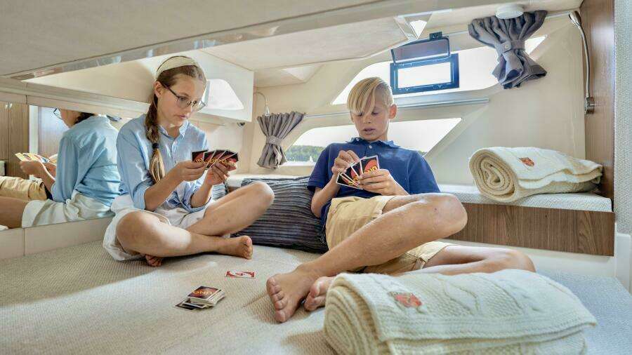 2025 Marex 330 Scandinavia