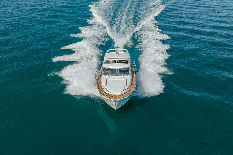 2025 Marex 330 Scandinavia